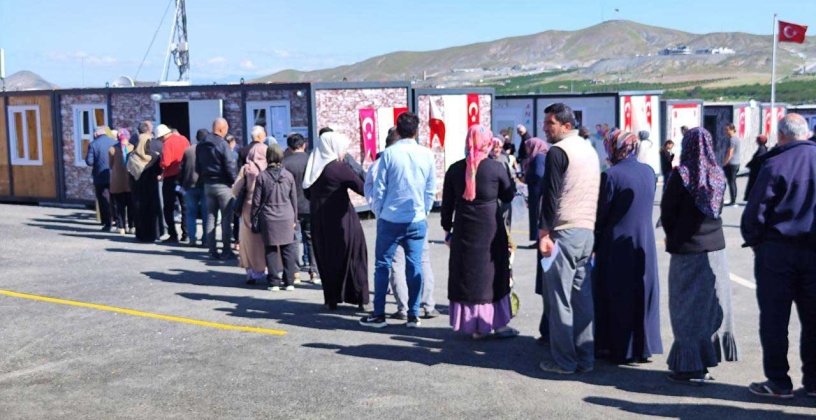 YSK heyeti, deprem bölgesinde gelinen son noktanın tespitini yapacak