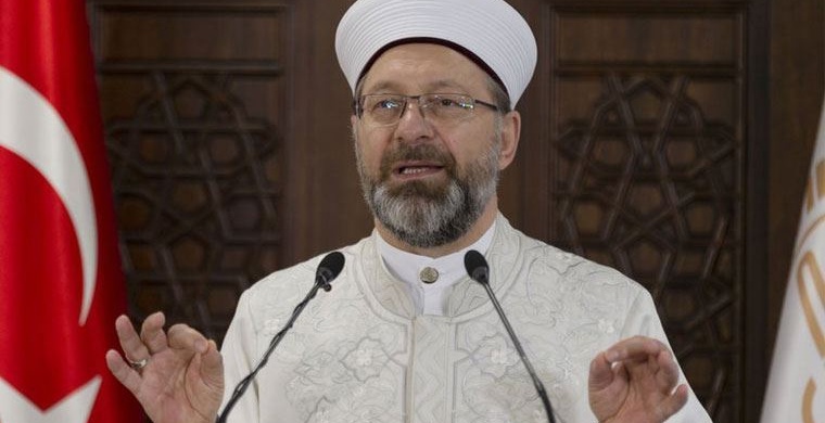 Din adamı nefret kustu