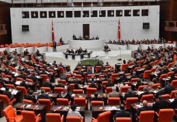 100’ün üzerinde yasa teklifi görüşülmeden raflarda kaldı