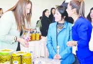 Antep ve Hatay’da, depremden etkilenen üreticiler potansiyel alıcılarla biraraya geldi