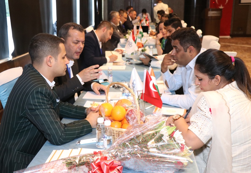 Yaş meyve sebze ve meyve sebze mamullerinde 41 firma 10 milyar dolar ihracat hedefi için güçbirliğine gitti