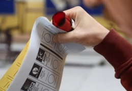 Seçimden önceki 10 gün anket yayınlanamaz