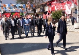 Türkiye'nin en genç kadın belediye başkanı oldu