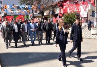 Türkiye'nin en genç kadın belediye başkanı oldu
