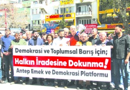 Türkiye, Van seçimleri için ayakta