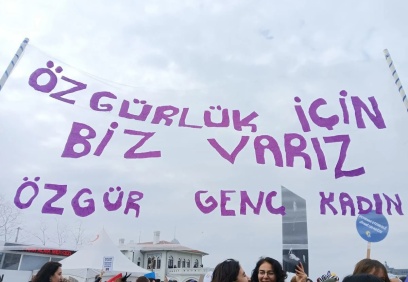 Erkekler Mart’ta 24 kadını öldürdü, Antep'te bir kadının cansız bedeni yol kenarında bulundu