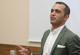 Enflasyonda çıkmaz yola girildi, ihracattaki düşüş artarak devam edecek