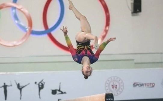 Milli jimnastikçiler, altın madalya kazandı