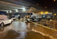 Yağmur yağınca, foyamız ortaya çıkıyor