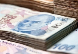Depremzedeler için toplanan 47 milyar lira hâlâ bankalarda bekletiliyor