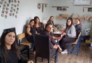 Konteynerde mozaik eğitimi alıyorlar