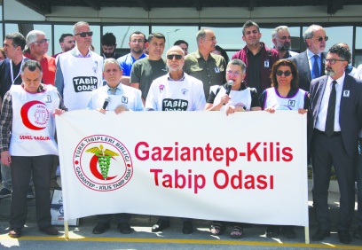 Her gün 4 meslektaşımızdan 3’ü şiddete uğruyor