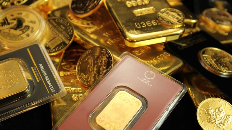 Altın, 2 bin 605 liradan işlem görüyor