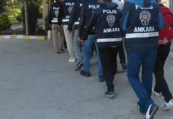 Önce kucak açtılar, şimdi temizlemeye çalışıyorlar