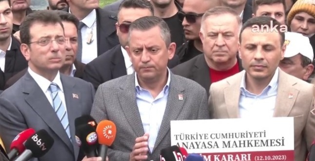 '1 Mayıs': Özel ve İmamoğlu'ndan "Taksim tam olarak özgür olana kadar mücadelemizi sürdüreceğiz" mesajı