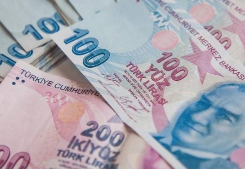 Açlık sınırı yılın dördüncü ayında asgari ücreti geçti