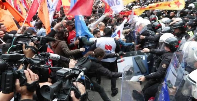 İçişleri Bakanı Yerlikaya utanç tablosuyla iftihar etti