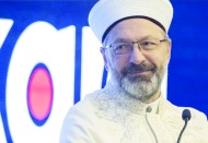 Diyanet İşleri başkanı, lüks araba gibi süper lüks beslenmeyi de seviyor