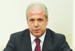 “Hükümet (bakanlıklar) bürokrasisine külliye bürokrasisi de eklendi”