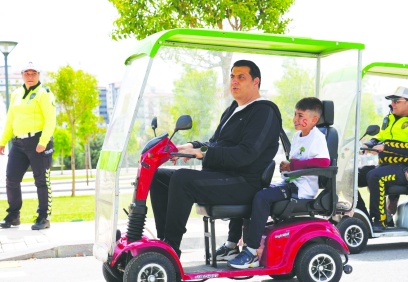 Sizlerden ricam trafik kurallarına uyun