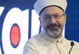 7 yılda 42 ülkeyi gezen Diyanet İşleri Başkanı, milli bayramlarda Anıtkabir’deki hiçbir programa katılmadı