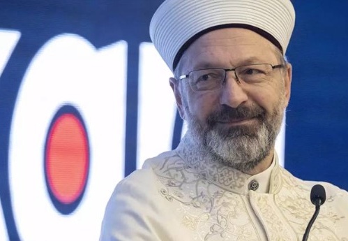 7 yılda 42 ülkeyi gezen Diyanet İşleri Başkanı, milli bayramlarda Anıtkabir’deki hiçbir programa katılmadı
