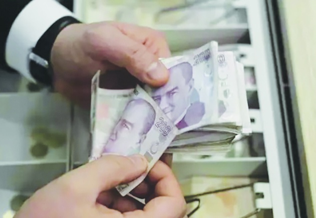 Emekli maaşı haziranda bayram ikramiyesiyle birlikte erken ödenecek