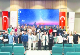 Şehir Hastanesi yanık merkezinin doktorları ve hemşireleri yanık eğitimi aldı