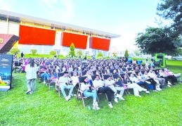 TV+ ile Gaziantep Üniversitesi’nde ‘açık hava sinema’ keyfi