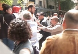 O zaman niye gelmediniz bizi kurtarmaya? Şimdi neden bize saldırıyorsunuz?