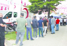 Bir ayakkabı alabilmek için kanlarını bağışladılar