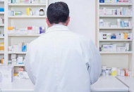 Aile hekimlerine raporlu ilaç yazma yetkisi geliyor