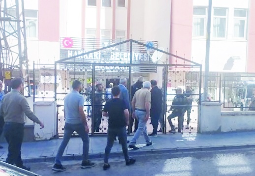 'Halk iradesi gasp edilemez'