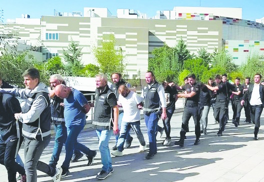 Halkbank, kara para aklanan şirketlere 550 milyon TL kredi