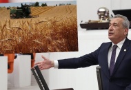 6 kilogram buğday 1 litre mazot ediyor