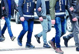 Antep’le birlikte 17 ildeki FETÖ operasyonunda 72 kişi yakalandı