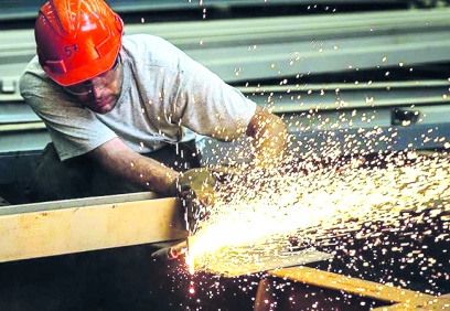 Sanayi üretim endeksi 4,9 geriledi