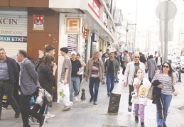 Ekonominin düzelmesi için ülkede  adalet, demokrasi ve hukuk olmalı