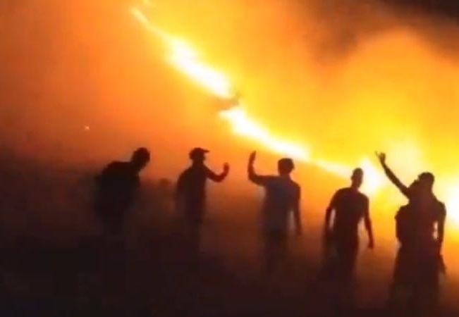 Ülke yanıyor, AKP seyrediyor