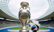 EURO 2024'te günün programı: İki takım daha çeyrek final bileti alacak