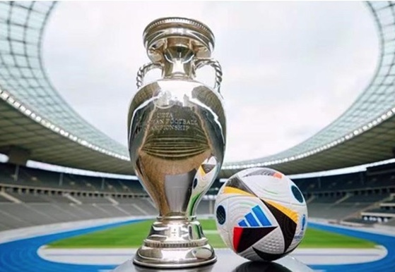 EURO 2024'te günün programı: İki takım daha çeyrek final bileti alacak
