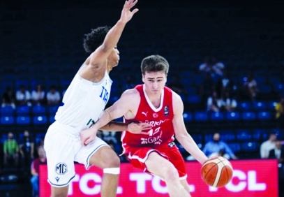 17 Yaş Altı Erkek Milli Basketbol Takımı'ndan ilk zafer!