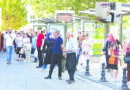 Krizin acı faturası asgari ücretli, esnaf kamu emekçisi ve emekliye kesiliyor