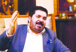 "Siyasilerin burnu bir karış havada, halka maraba muamelesi yapıyorlar"