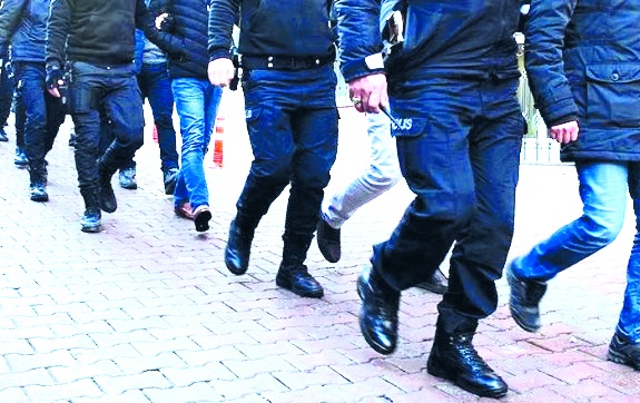 4 bin 466 firari yakalandı