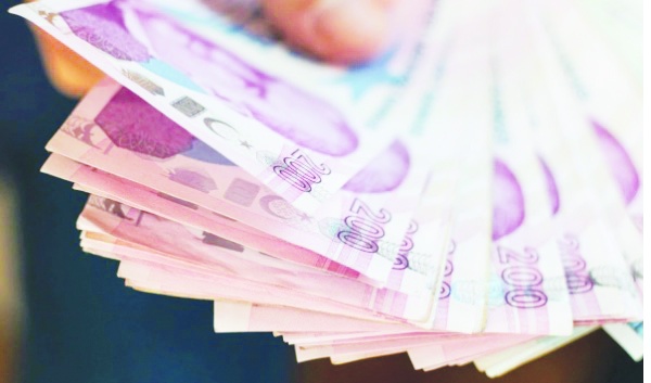 Aylık harcaması 5 milyonu geçenler mercek altında