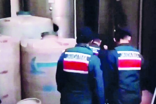 Antep’te kaçak içki operasyonu