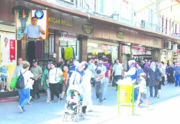 Memurlar ve öğretmenler bu şehirde geçinemiyor