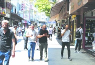 Vatandaş, çırpındıkça borca batıyor