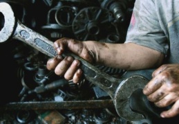 "MESEM'le çocuk işçiliğinin yasal zemini devlet eliyle oluşturuluyor"